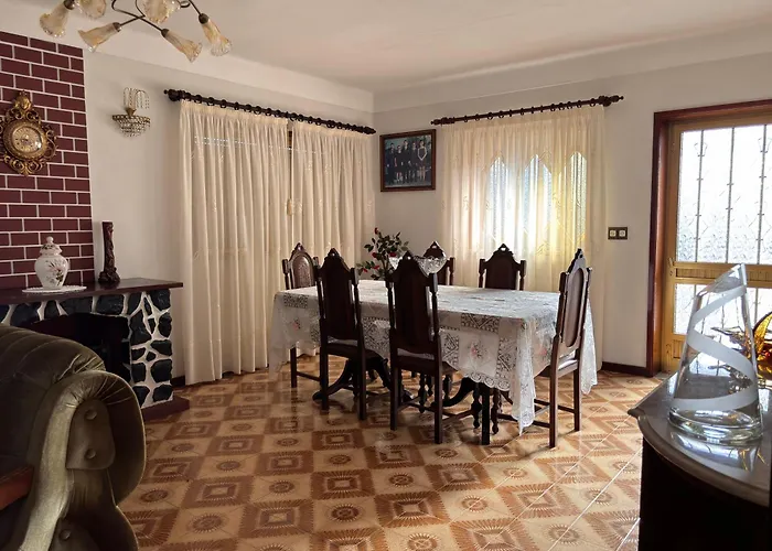 Casa Dos Neto Santiago *