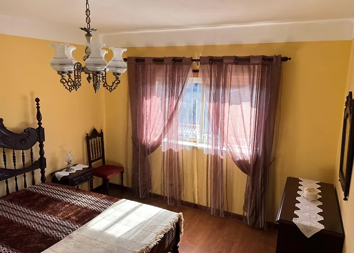 Casa Dos Neto Santiago * Anadia